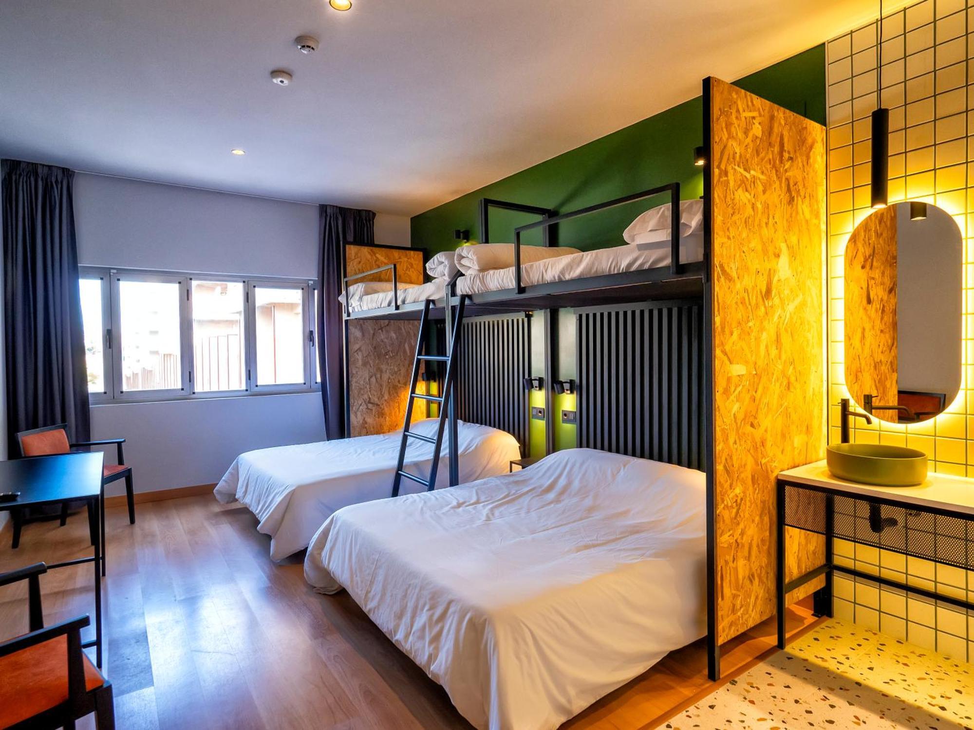 Wonder Hostel Toledo Bagian luar foto
